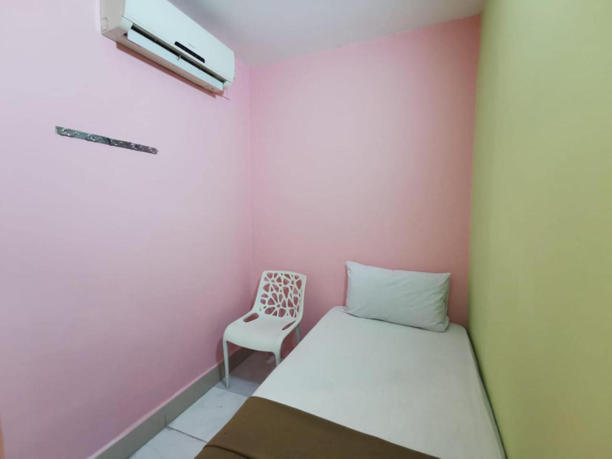Super Oyo 90086 My Seven Days Inn Johor Bahru Exterior foto